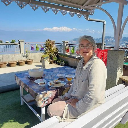 Himalok Homestay Darjeeling  Exteriör bild