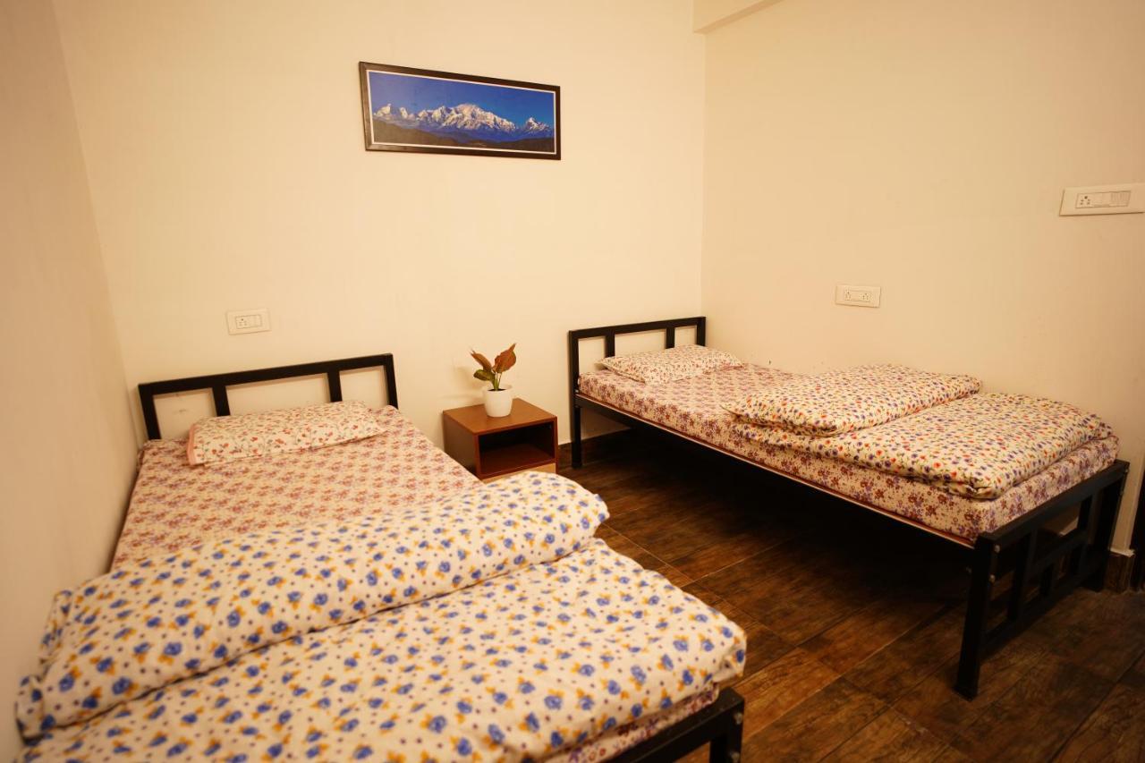Himalok Homestay Darjeeling  Exteriör bild