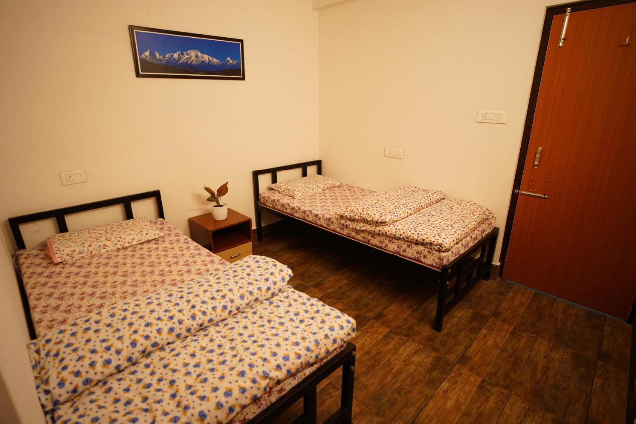 Himalok Homestay Darjeeling  Exteriör bild