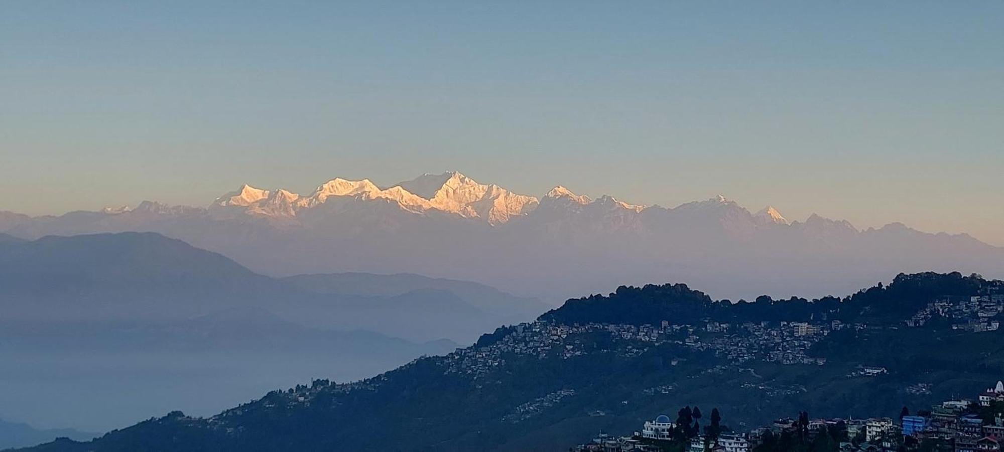 Himalok Homestay Darjeeling  Exteriör bild